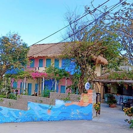 Confetti House Hotel Quy Nhon Exterior photo