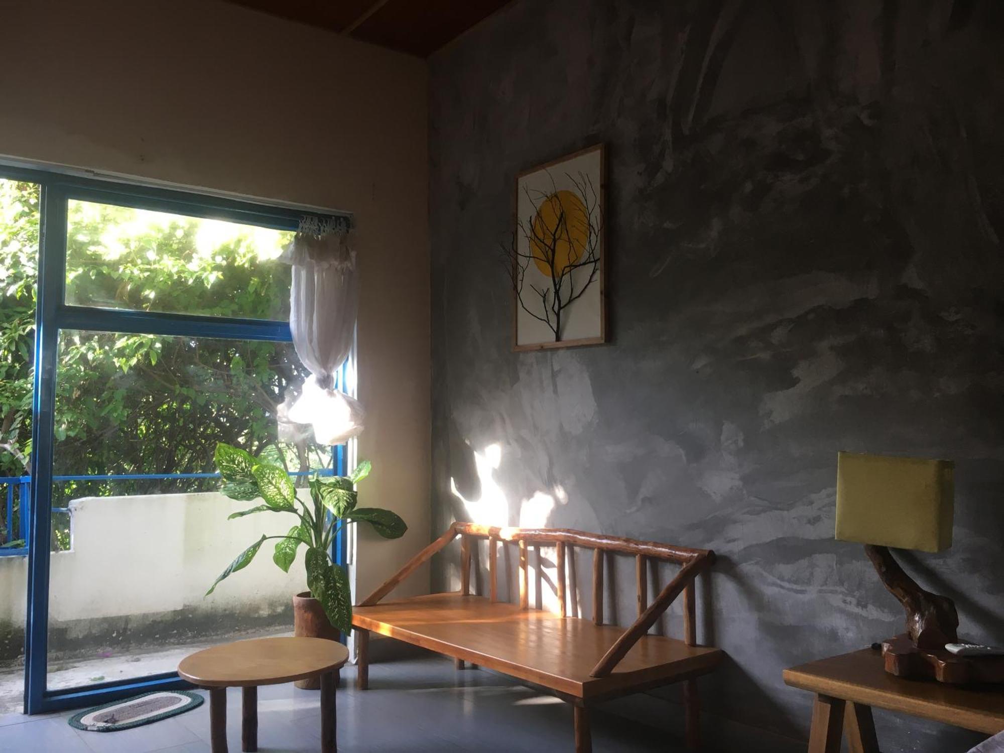 Confetti House Hotel Quy Nhon Exterior photo